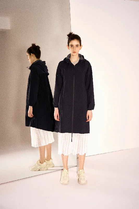 Wanderlust Water- and Wind-resistant Quick-dry Mid-length Coat