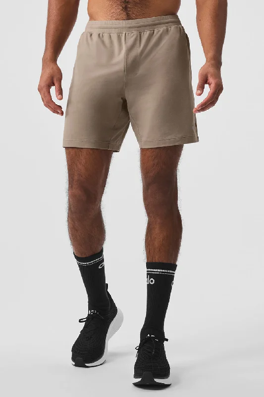 7"" Conquer React Performance Short - Gravel