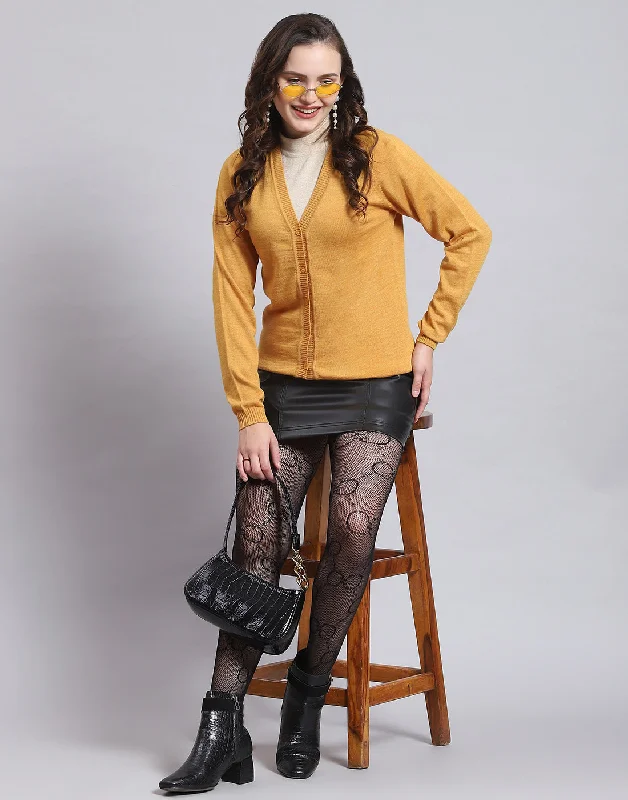 Women Mustard Solid V Neck Full Sleeve Sweater